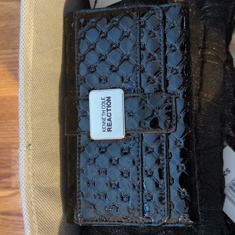 Kenneth Cole Reaction Wallet